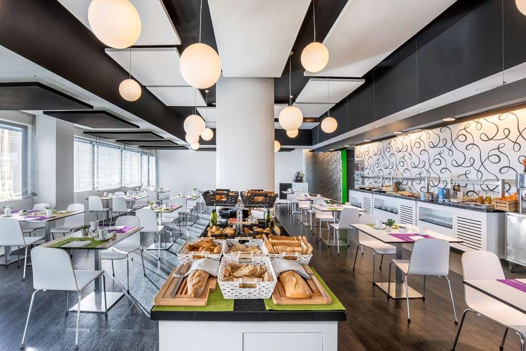 Hotel Zentral Castellana Norte Мадрид Ресторант снимка