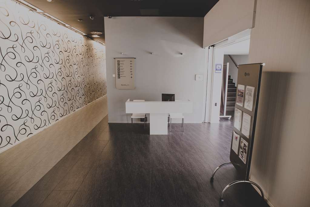 Hotel Zentral Castellana Norte Мадрид Екстериор снимка