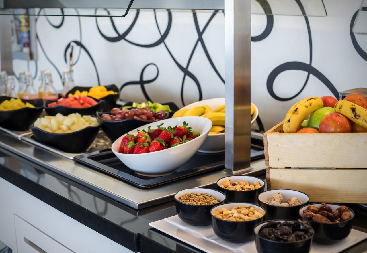 Hotel Zentral Castellana Norte Мадрид Екстериор снимка